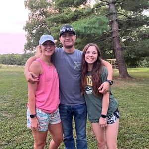 Meet your Posher, Dawn